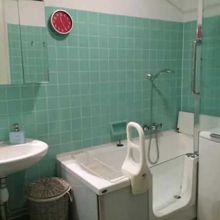 Apartman Marancy : Vacances Tout A Pied A 600m De La Mer *